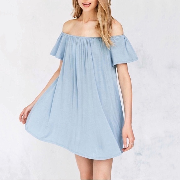 UO Silence + Noise Off The Shoulder Dress - Picture 4 of 9